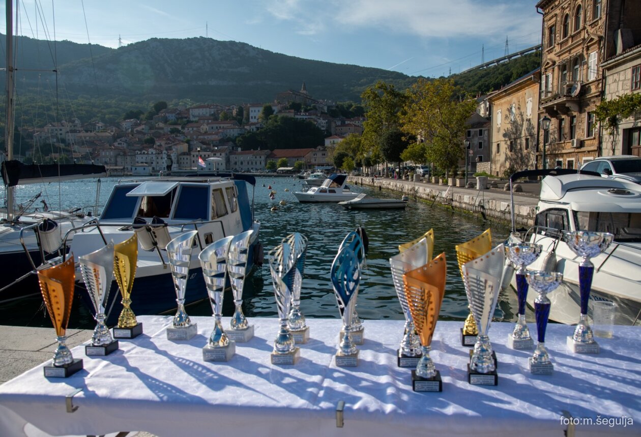 Regata 5