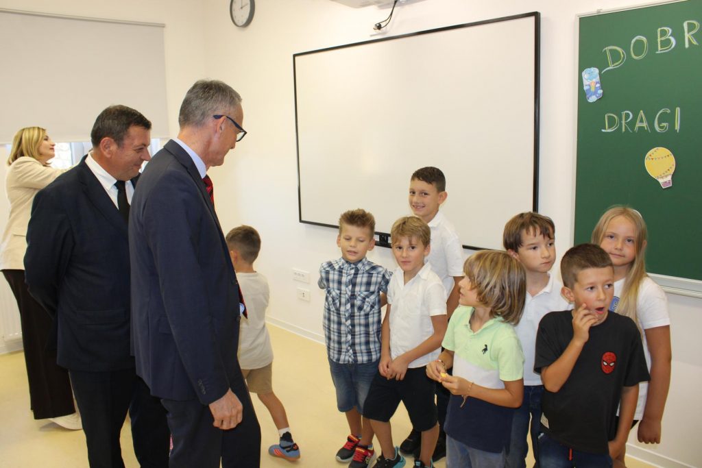 pgz osnovna skola dobrinj (11)