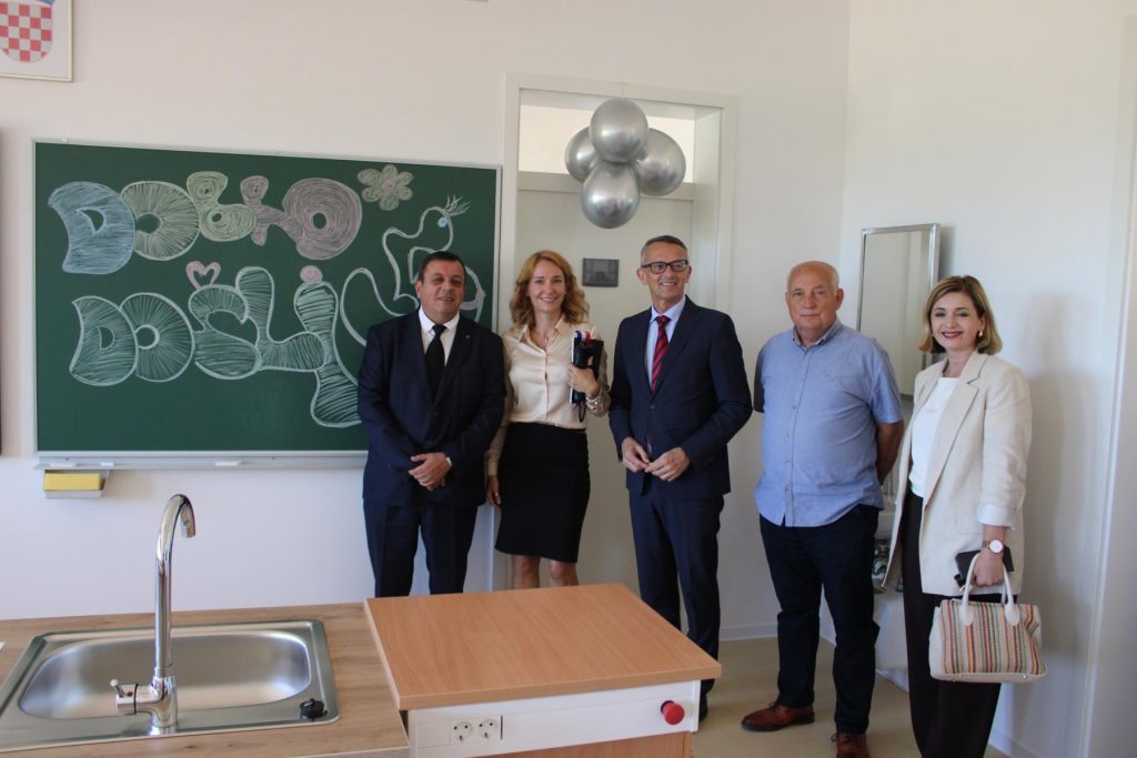 pgz osnovna skola dobrinj (16)