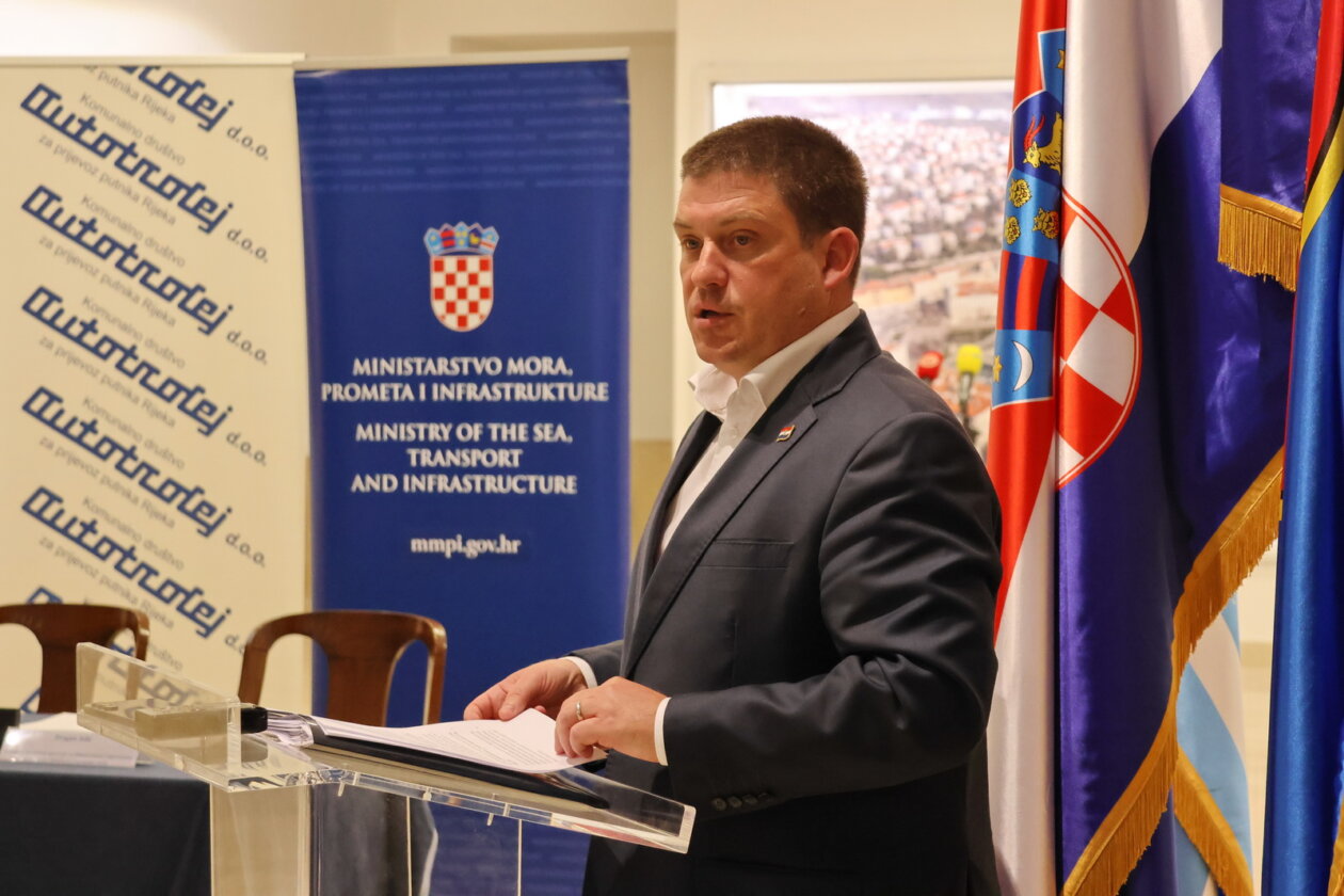 Bespovratna-sredstva-za-nabavku-elektricnih-autobusa-5 Bespovratna-sredstva-za-nabavku-elektricnih-autobusa-5