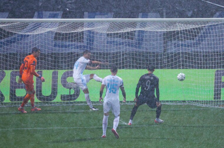 Utakmica između Rijeke i Sparte Prag u Konferencijskoj ligi prekinuta zbog kiše Utakmica između Rijeke i Sparte Prag u Konferencijskoj ligi prekinuta zbog kiše