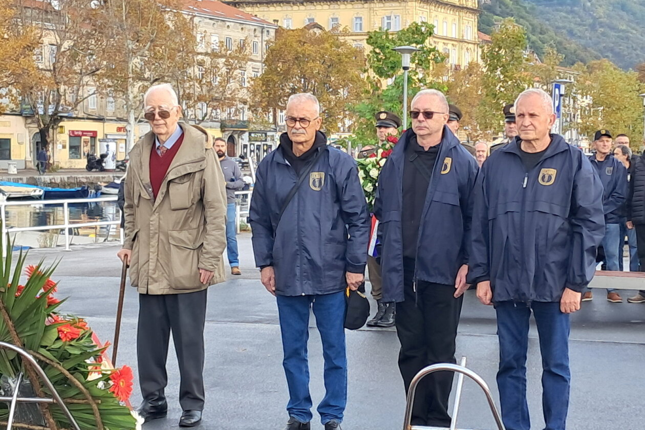 Polaganje-vijenaca-128-brigada-36