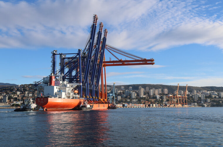 845A7787-2