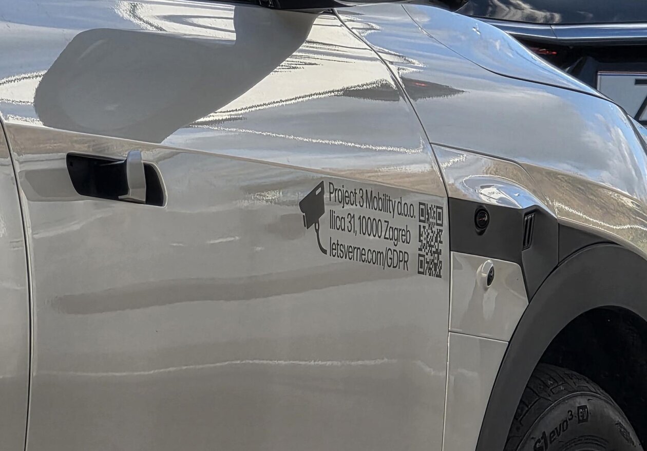 Zagreb: Testno vozilo tvrtke PROJECT 3 MOBILITY ovih dana vozi ulicama Novog Zagreba u autonomnom režimu voznje