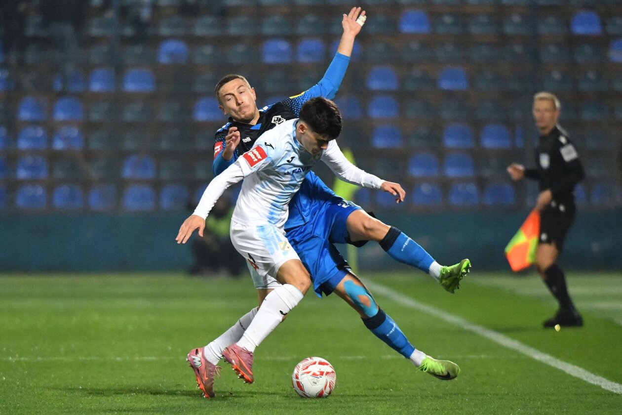Varaždin i Rijeka sastali se u 13. kolu SuperSport HNL-a Varaždin i Rijeka sastali se u 13. kolu SuperSport HNL-a