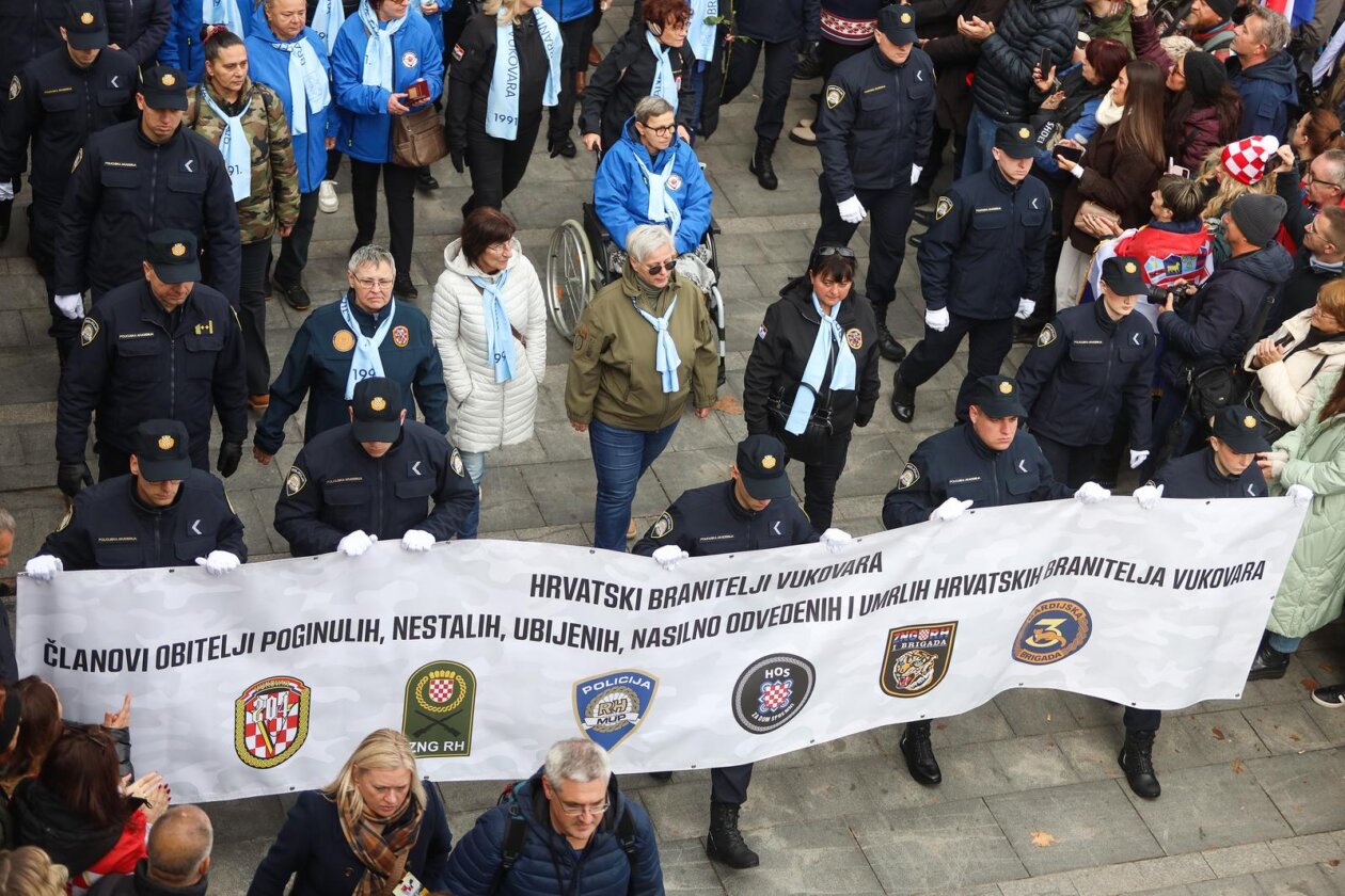 Vukovar: Kolona sjećanja na žrtvu Vukovara