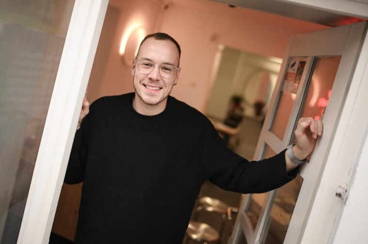 Zagreb: Influencer Marko Vuletić otvorio je dućan s nakitom Zagreb: Influencer Marko Vuletić otvorio je dućan s nakitom