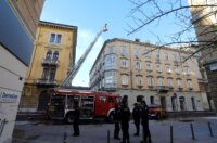 Rijeka: Požar nekoliko stanova u zgradu u Zanonovoj ulici Rijeka: Požar nekoliko stanova u zgradu u Zanonovoj ulici