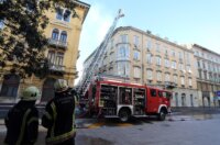 Rijeka: Požar nekoliko stanova u zgradu u Zanonovoj ulici Rijeka: Požar nekoliko stanova u zgradu u Zanonovoj ulici