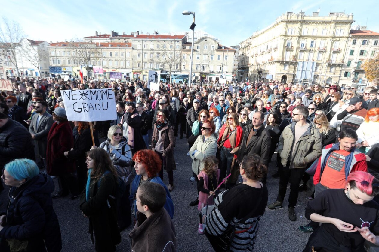 Rijeka: Prosvjedni marš Ujedinjeni protiv fašizma Rijeka: Prosvjedni marš Ujedinjeni protiv fašizma