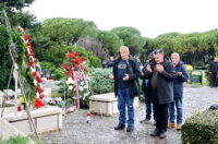 Polaganje-vijenaca-za-Dan-sjecanja-na-Vukovar-i-Skabrnju-15