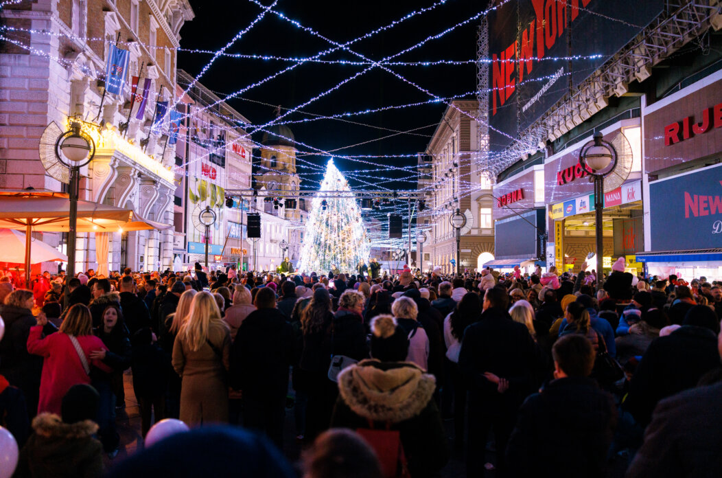 2025-11-29 ADVENT_KORZO-86 1 2025-11-29 ADVENT_KORZO-86 1