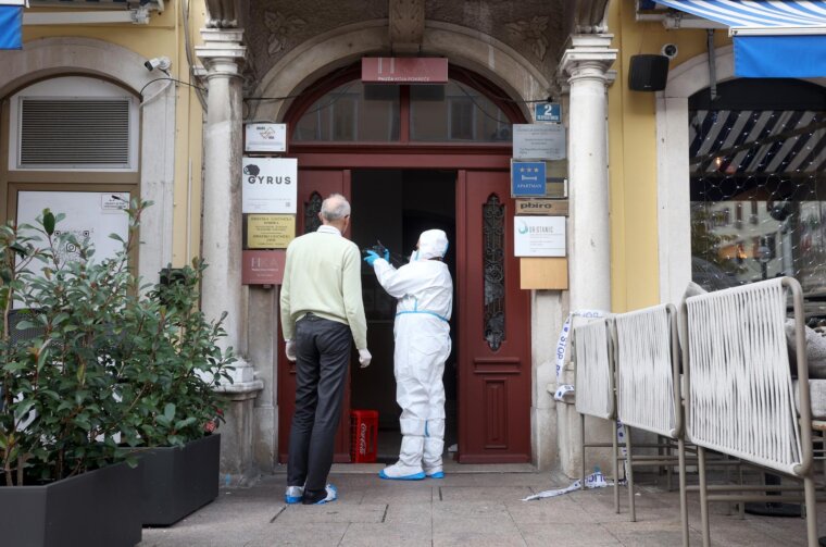 Rijeka: Žena umrla na stubištu, u stanu pronađen muškarac s ozljedama vrata