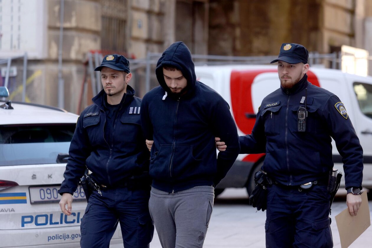 Rijeka: Privođenje Frana Brnelića, osumnjičenog za ubojstvo svoje djevojke