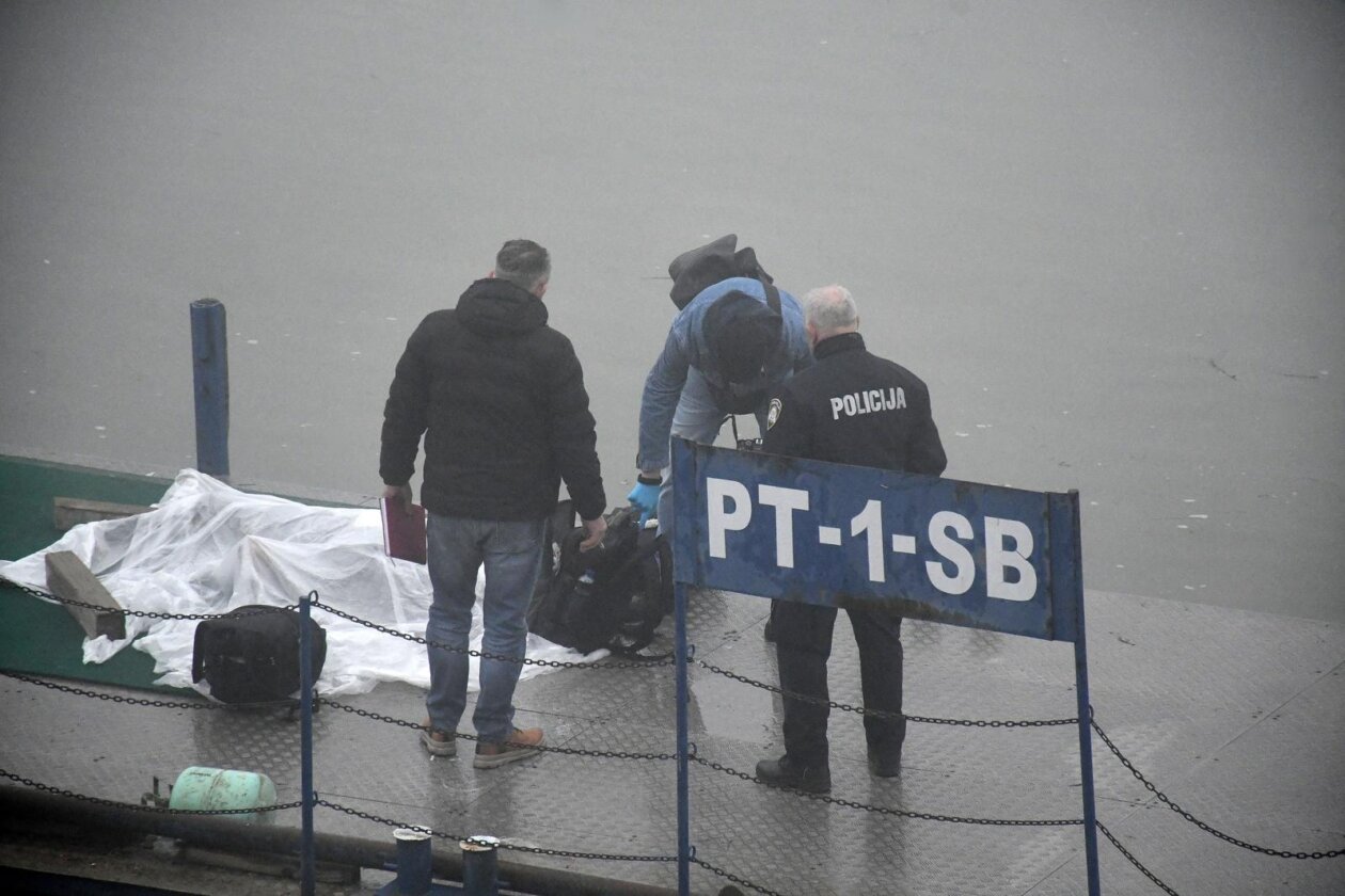U Savi kod Slavonskog Broda  prevrnuo se čamac s ljudima, najmanje jedna osoba poginula