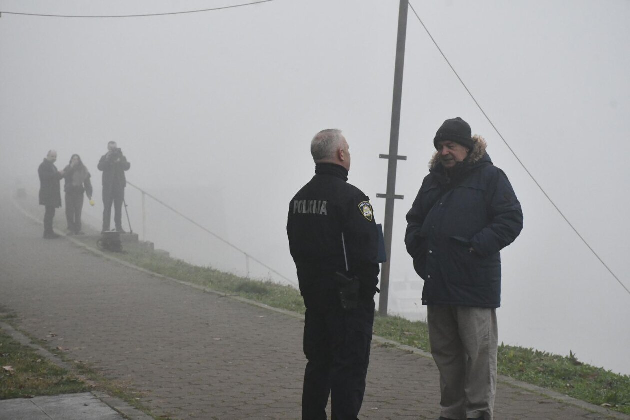 U Savi kod Slavonskog Broda  prevrnuo se čamac s ljudima, najmanje jedna osoba poginula