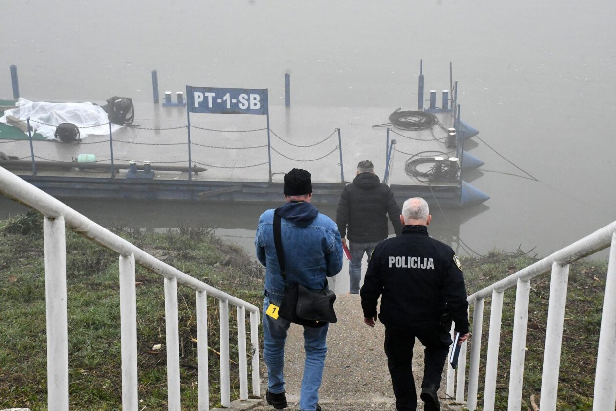 U Savi kod Slavonskog Broda  prevrnuo se čamac s ljudima, najmanje jedna osoba poginula