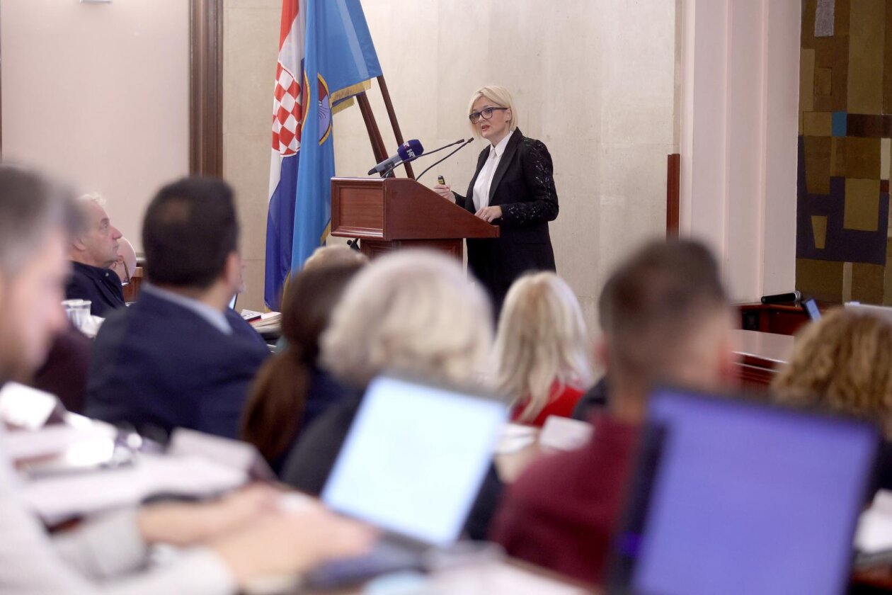 Gradsko vijeće Rijeke održalo je 5. sjednicu u tekućem mandatu Gradsko vijeće Rijeke održalo je 5. sjednicu u tekućem mandatu