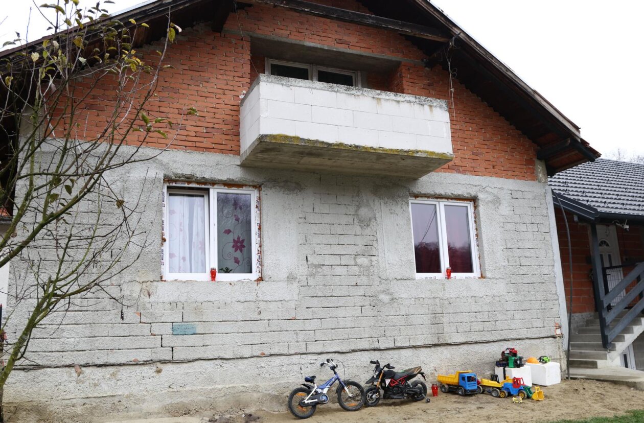Bedekovcina: U obiteljskoj kući ubio ženu, a zatim presudio sebi