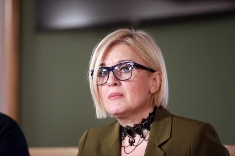 Rijeka: Konferencija gradonačelnice Ive Rinčić i zamjenika Vedrana Vivode i Ace Milakovića Rijeka: Konferencija gradonačelnice Ive Rinčić i zamjenika Vedrana Vivode i Ace Milakovića