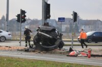 Velika Gorica: Automobilom sletio s ceste pa udario u stup Velika Gorica: Automobilom sletio s ceste pa udario u stup