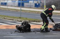 Velika Gorica: Automobilom sletio s ceste pa udario u stup Velika Gorica: Automobilom sletio s ceste pa udario u stup