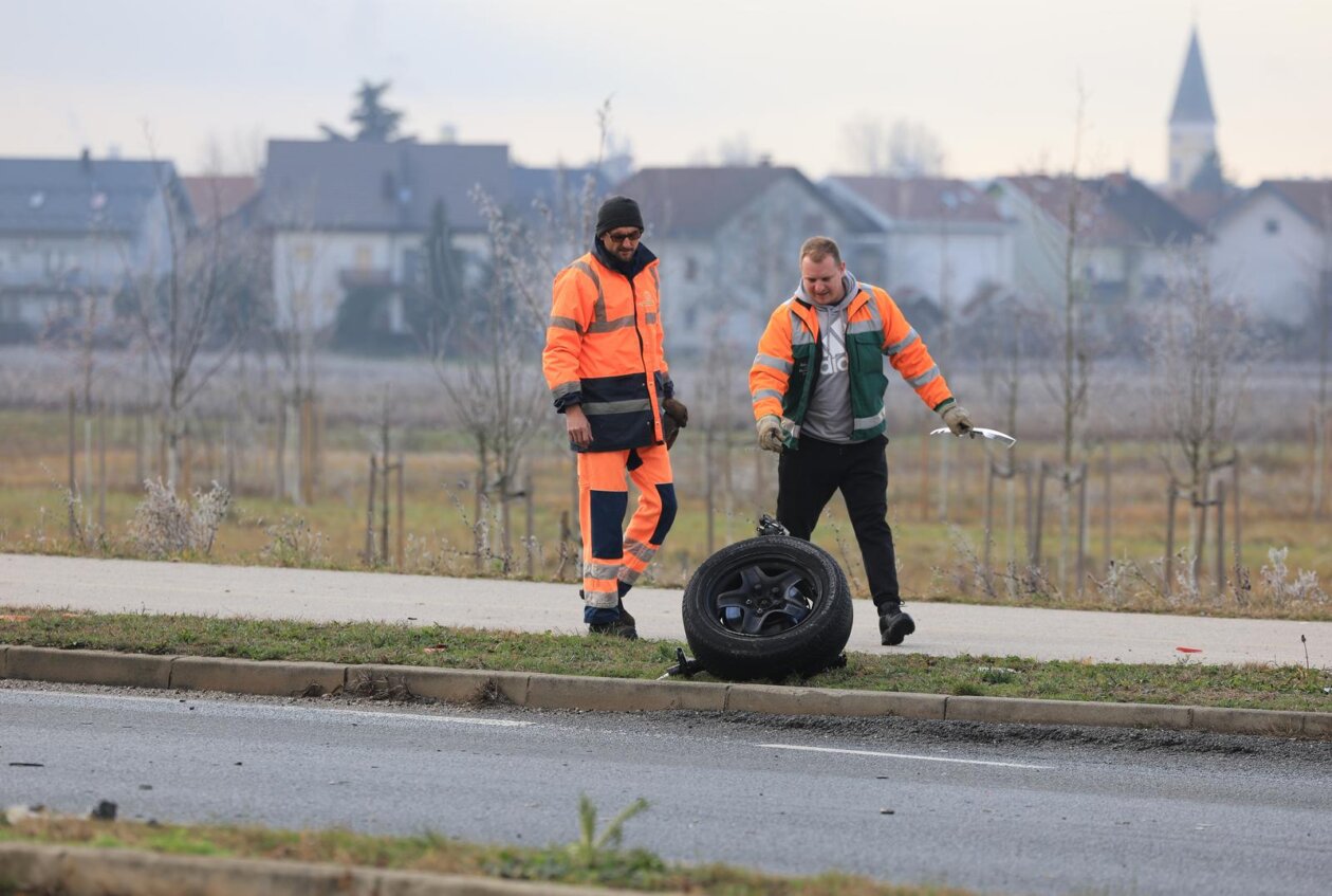 Velika Gorica: Automobilom sletio s ceste pa udario u stup Velika Gorica: Automobilom sletio s ceste pa udario u stup