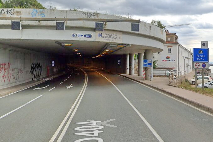 Tunel-Pecine