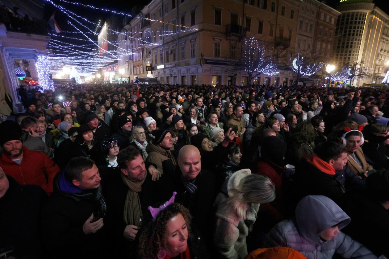 Rijeka je u 2026. godinu ušla uz veliki Big CroDance Party na Korzu Rijeka je u 2026. godinu ušla uz veliki Big CroDance Party na Korzu