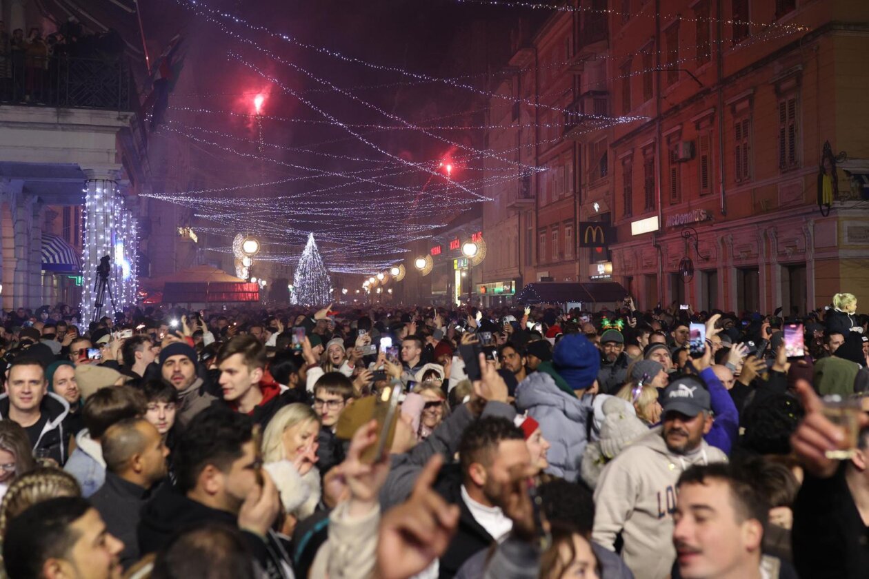 Rijeka je u 2026. godinu ušla uz veliki Big CroDance Party na Korzu Rijeka je u 2026. godinu ušla uz veliki Big CroDance Party na Korzu