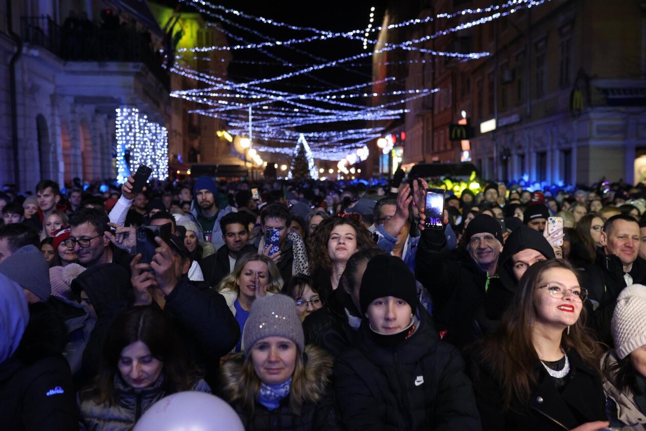Rijeka je u 2026. godinu ušla uz veliki Big CroDance Party na Korzu Rijeka je u 2026. godinu ušla uz veliki Big CroDance Party na Korzu