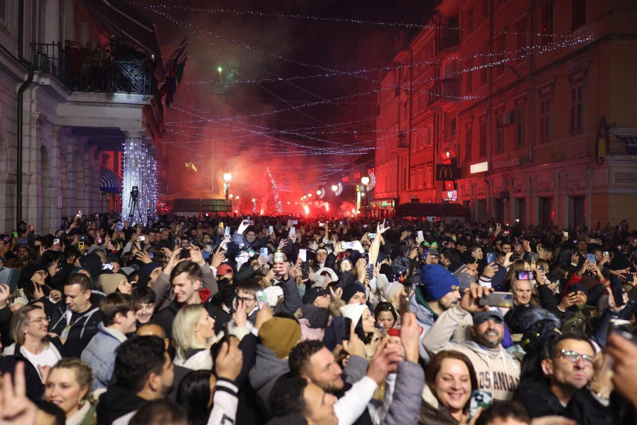 Rijeka je u 2026. godinu ušla uz veliki Big CroDance Party na Korzu Rijeka je u 2026. godinu ušla uz veliki Big CroDance Party na Korzu
