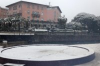 Opatija i okolica prekriveni su snijegom koji pada od jutarnjih sati Opatija i okolica prekriveni su snijegom koji pada od jutarnjih sati