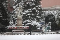 Opatija i okolica prekriveni su snijegom koji pada od jutarnjih sati Opatija i okolica prekriveni su snijegom koji pada od jutarnjih sati
