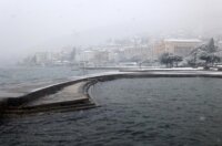 Opatija i okolica prekriveni su snijegom koji pada od jutarnjih sati Opatija i okolica prekriveni su snijegom koji pada od jutarnjih sati