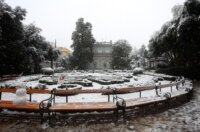 Opatija i okolica prekriveni su snijegom koji pada od jutarnjih sati Opatija i okolica prekriveni su snijegom koji pada od jutarnjih sati