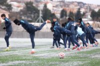 Nogometaši Rijeke počeli s pripremama za drugi dio sezone Nogometaši Rijeke počeli s pripremama za drugi dio sezone