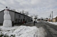 Banovci: Mještani napravili snjegovića visokog sedam i pol metara Banovci: Mještani napravili snjegovića visokog sedam i pol metara