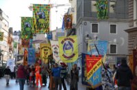 Rijeka: Parada karnevalskih zastava i predaja gradskog ključa maškarama Rijeka: Parada karnevalskih zastava i predaja gradskog ključa maškarama
