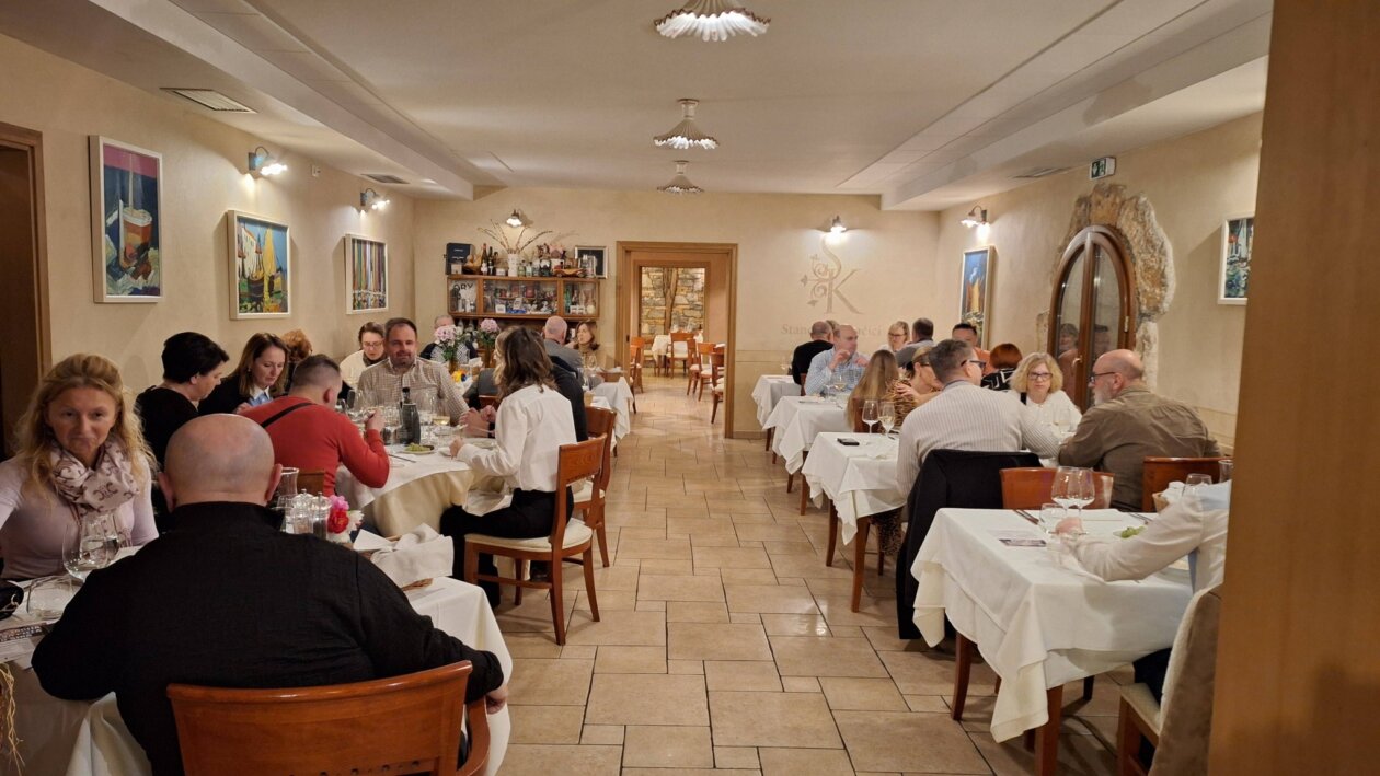 Degustacija sireva i jela sa sirom u Stanciji Kovačići Degustacija sireva i jela sa sirom u Stanciji Kovačići