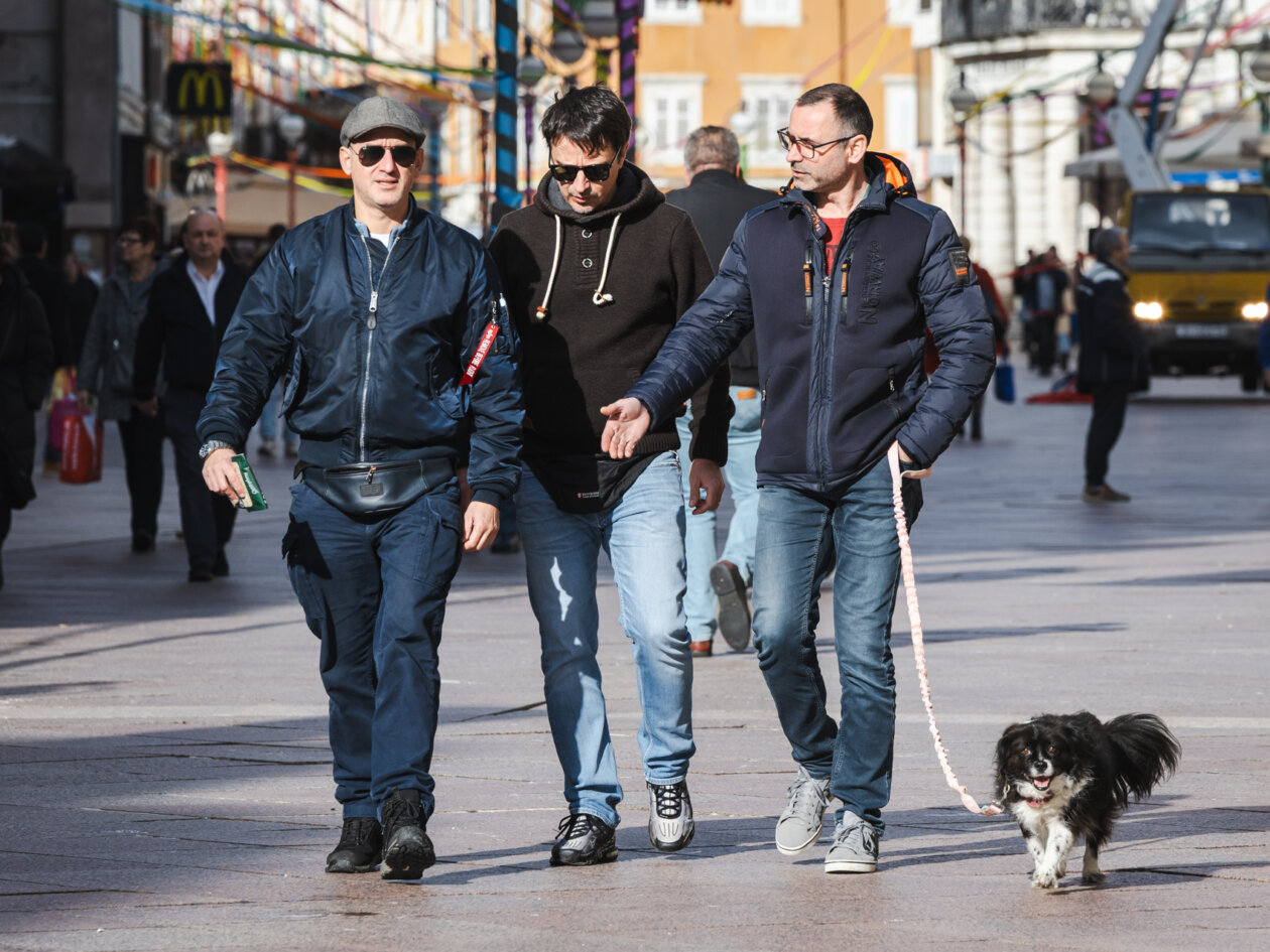 Klikom po Korzu 13.2.-2518