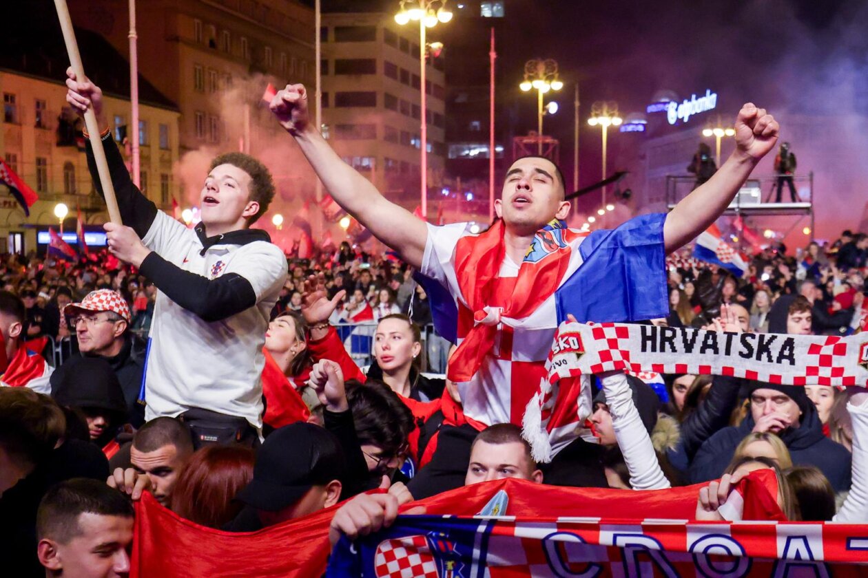 Zagreb: Svečani doček rukometnih reprezentativaca nakon osvojene bronce na Europskom prvenstvu Zagreb: Svečani doček rukometnih reprezentativaca nakon osvojene bronce na Europskom prvenstvu