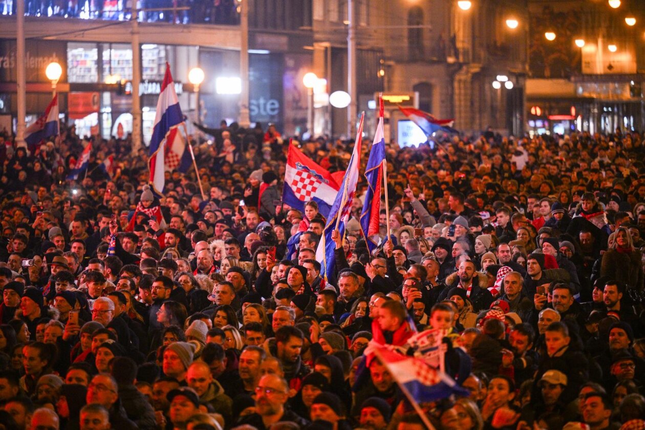 Zagreb: Svečani doček rukometnih reprezentativaca nakon osvojene bronce na Europskom prvenstvu Zagreb: Svečani doček rukometnih reprezentativaca nakon osvojene bronce na Europskom prvenstvu