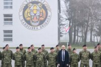 Zagreb: Svečani ispraćaj 8. hrvatskoga kontingenta u NATO-ovu aktivnost prednjih kopnenih snaga u Mađarsku Zagreb: Svečani ispraćaj 8. hrvatskoga kontingenta u NATO-ovu aktivnost prednjih kopnenih snaga u Mađarsku