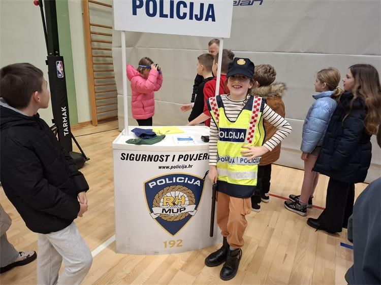 Policija 2 Policija 2