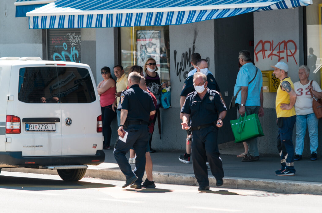 Privođenje Policija Privođenje Policija
