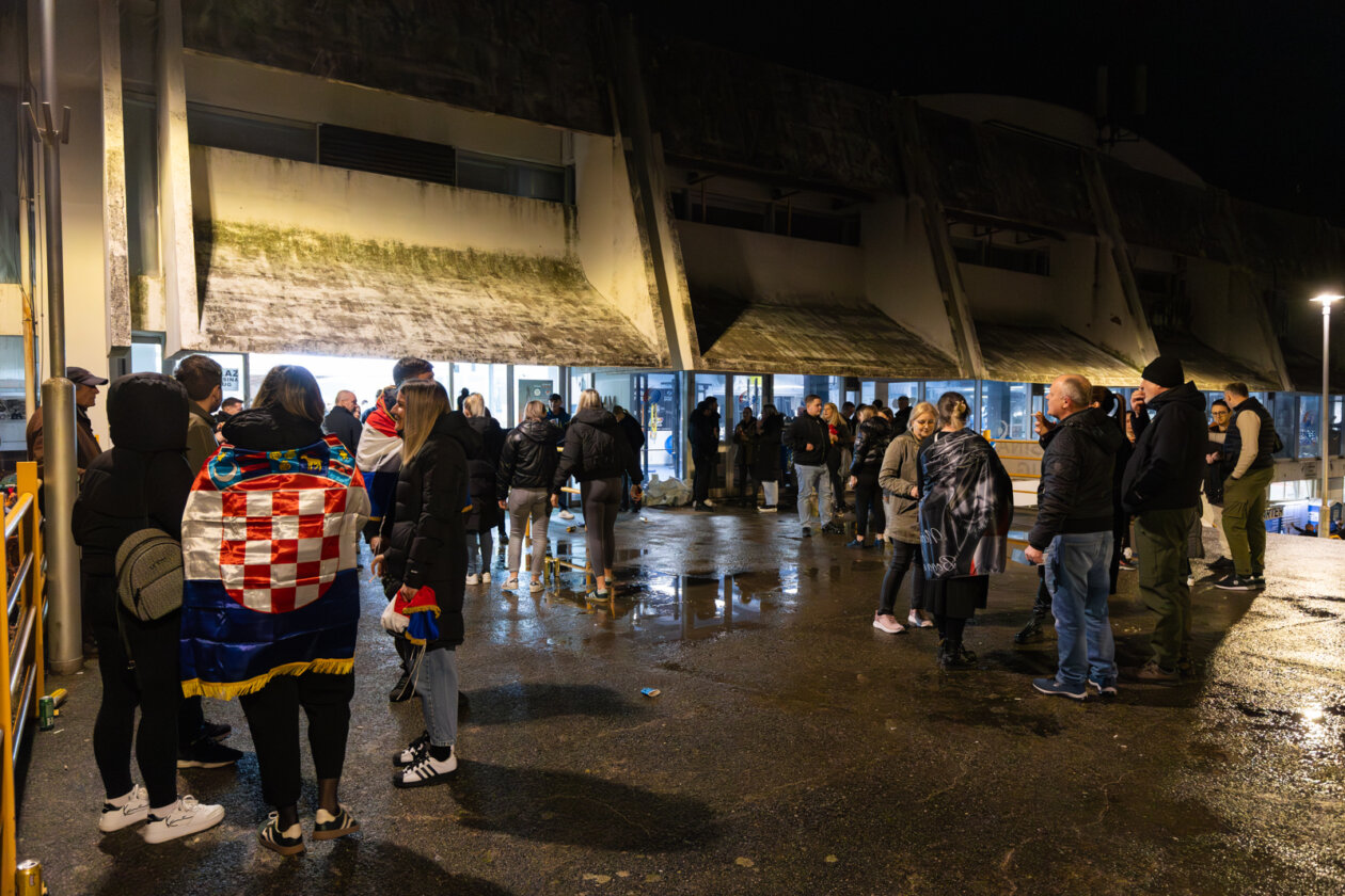 Thompson Rijeka 6.2.-2090 Thompson Rijeka 6.2.-2090