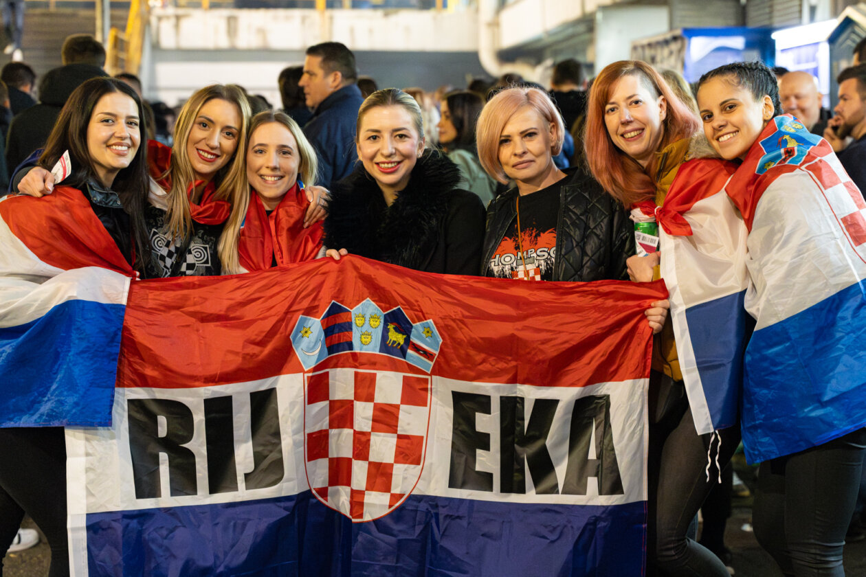 Thompson Rijeka 6.2.-2161 Thompson Rijeka 6.2.-2161