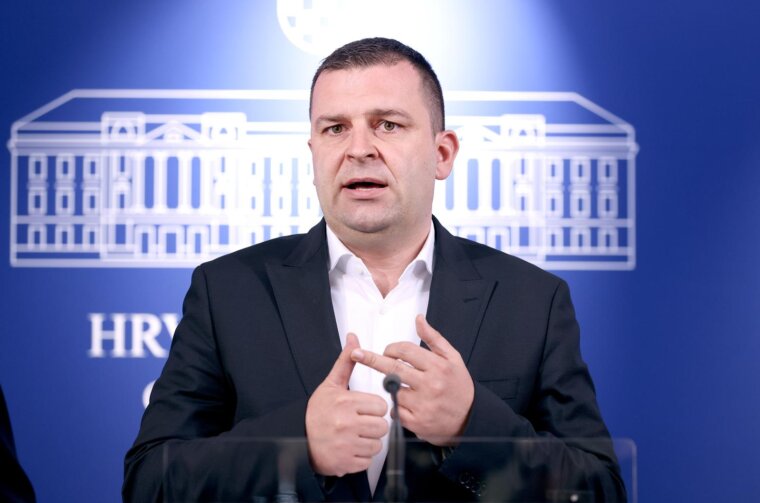 Zagreb: Dario Hrebak o novoj vladajućoj većini Zagreb: Dario Hrebak o novoj vladajućoj većini