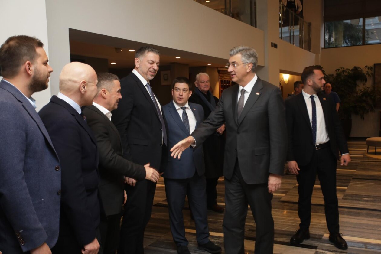 Rijeka: Premijer Plenković na proslavi 36. godišnjice osnutka HDZ-a